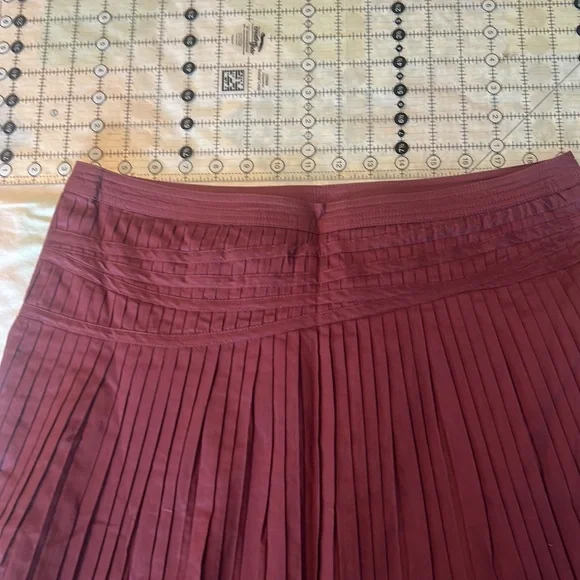 Sundance Deep Red A-Line Skirt - Picture 2 of 9